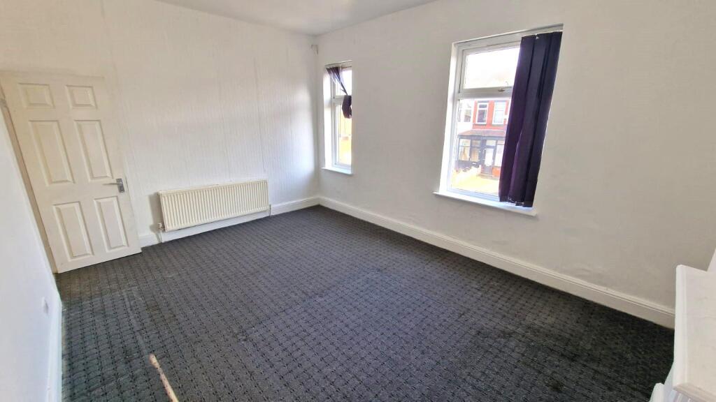 WhatsApp Image 2025-03-08 at 13.04.27 (5).jpeg