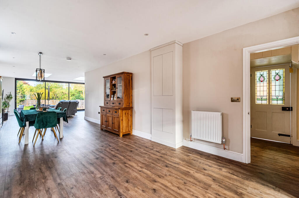 1361949-19-68ffa1...