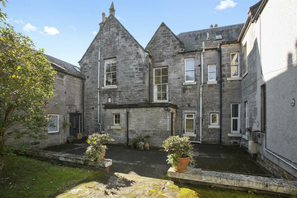 14 Witchbrae 3.jpg