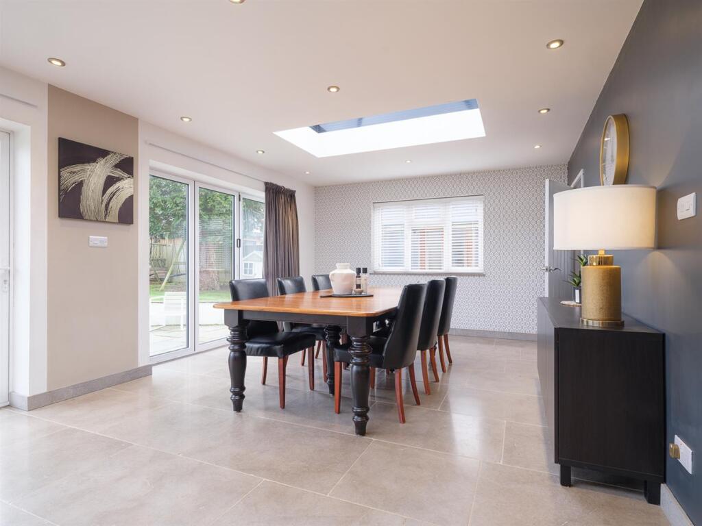50a Stanton St Quintin-35.jpg