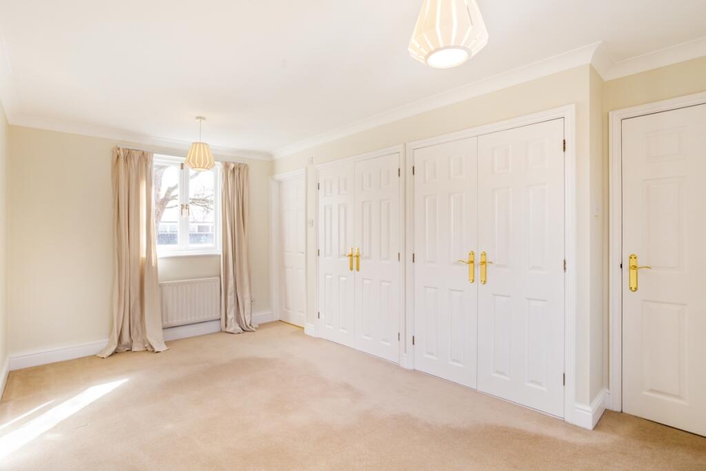 40 Beaufort Road ...