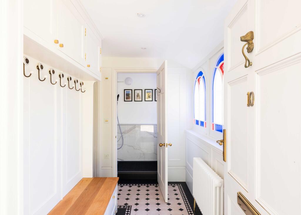 684c475edd9a4_Lancefield-House-34