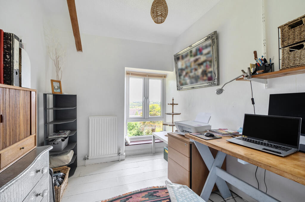 1309667-8-6849a7c...