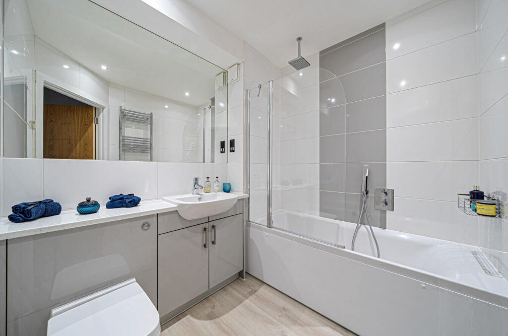 1361627-21-68e3cb...