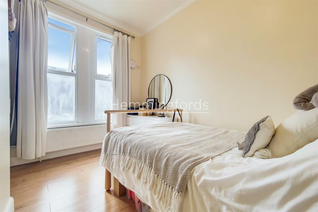 3_Main Bedroom-1.jpg