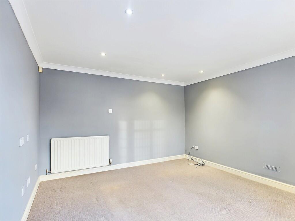 CAM03582G0-PR0065...