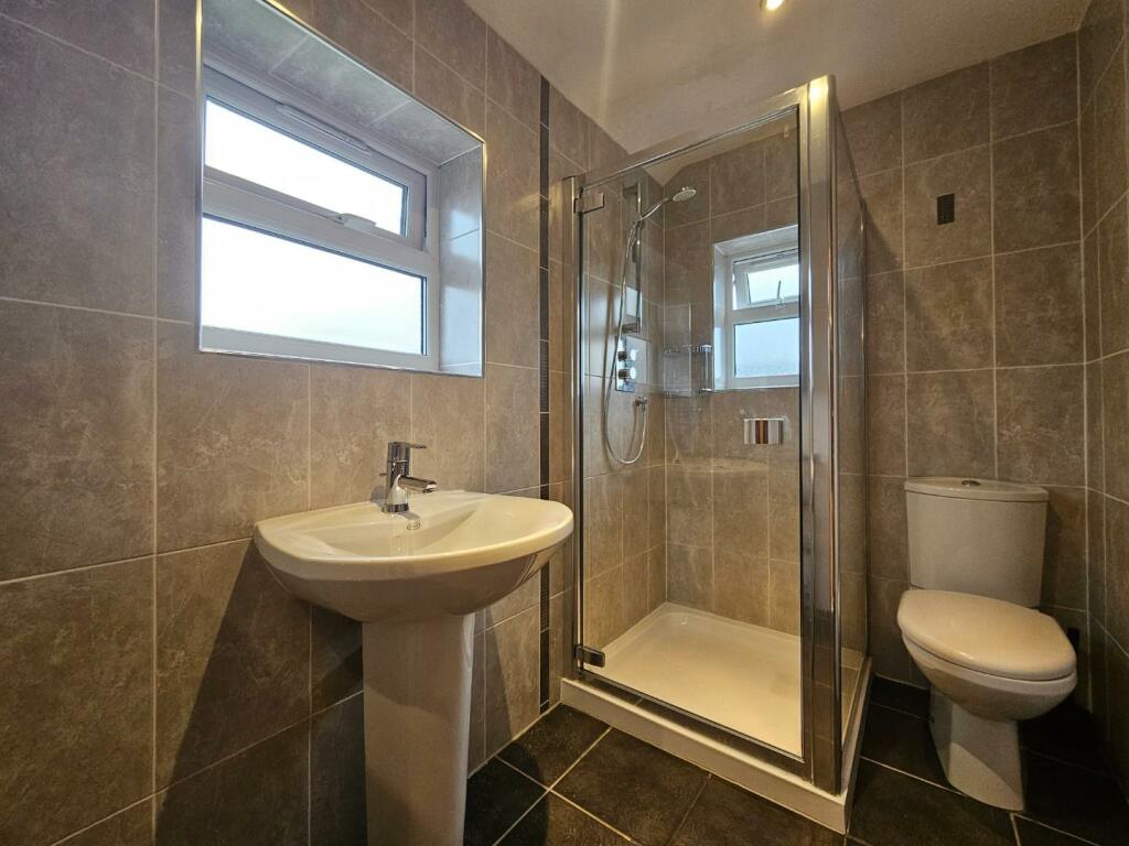 Bedroom 1 En-Suite