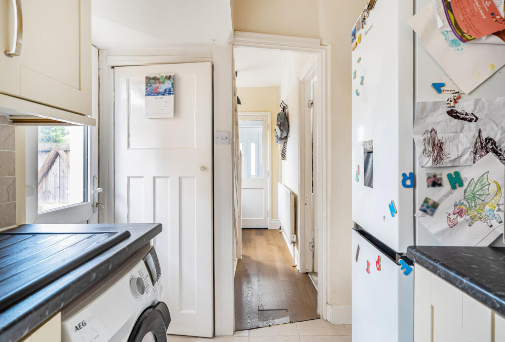 1376873-2-6911f58...