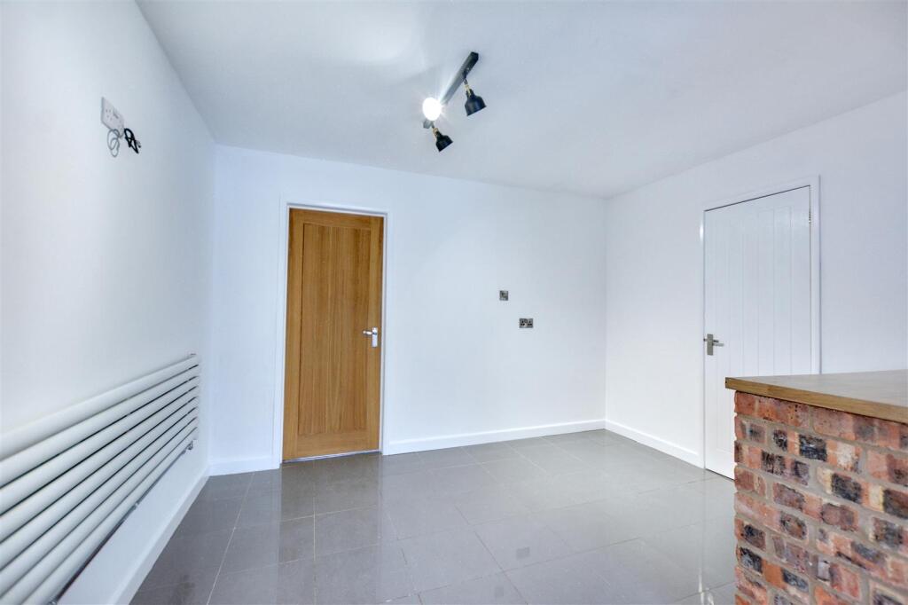 Kitchen Diner_2.jpeg