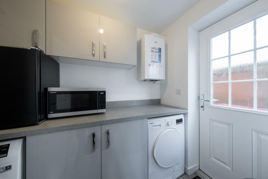 65 Hazelhurst Way-014.jpg