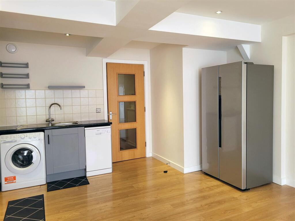 AMERICAN STYLE FRIDGE FREEZER