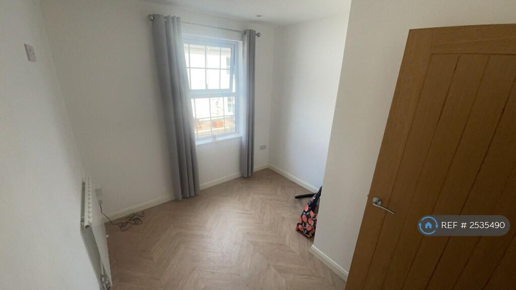 2nd Double Bedroom