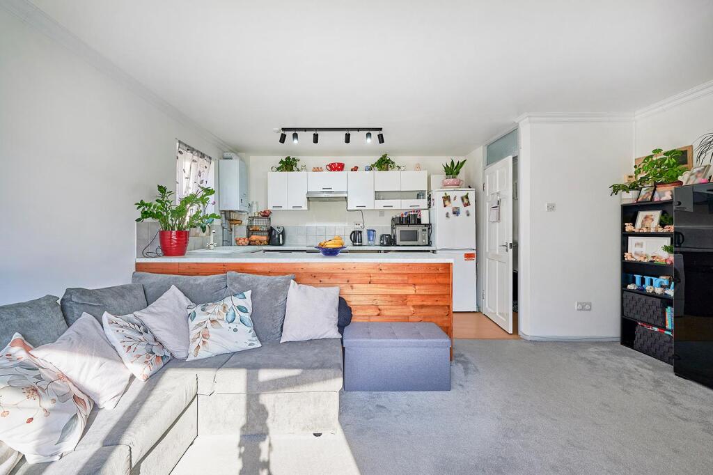 Large Open Plan Living Area