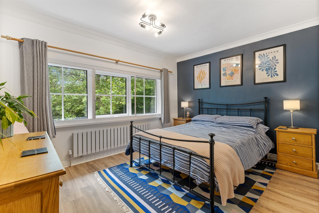 78 Fenay Lane, Almondbury 21_297.png