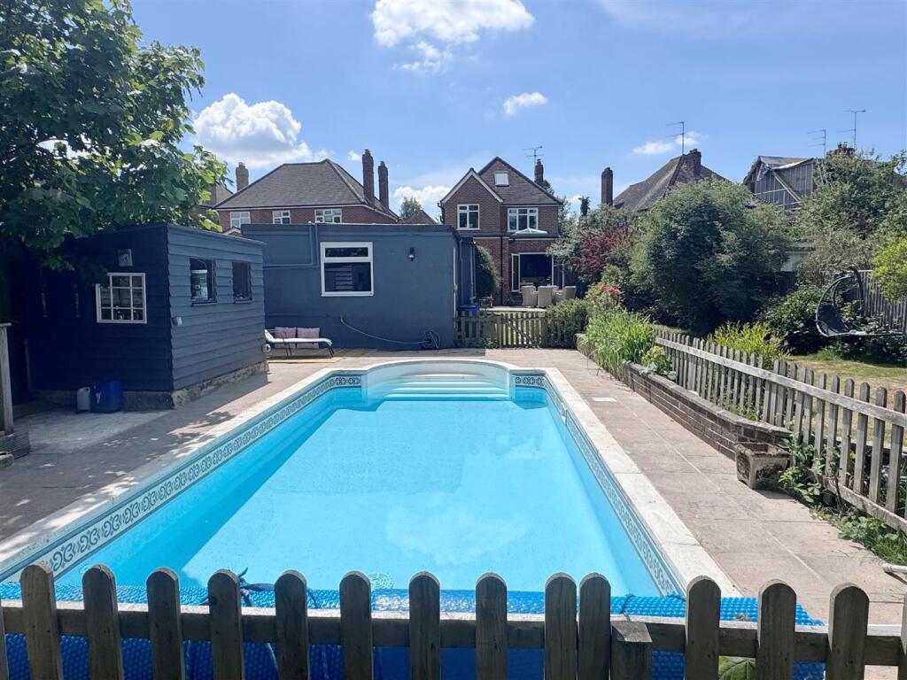 Rear Pool.JPG