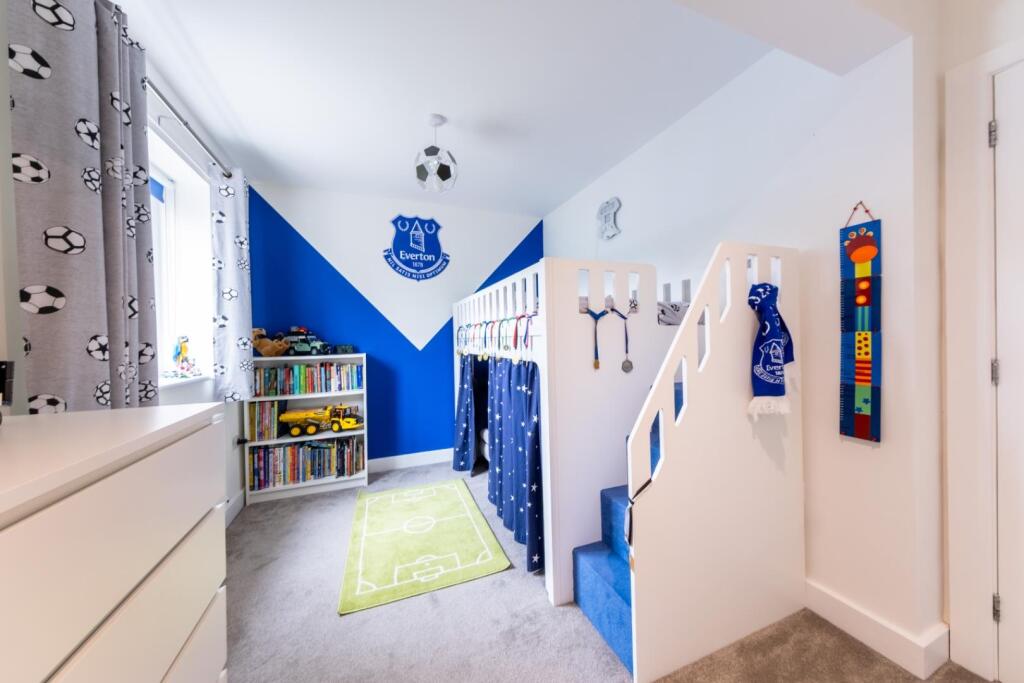 30 Thistle Close-037.jpg