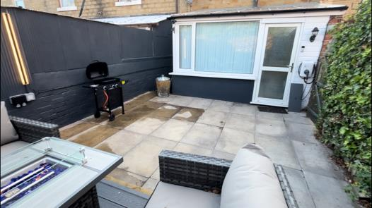 17 buglar garden.png