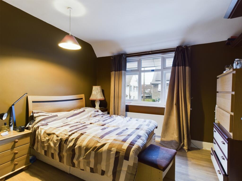 Bedroom 1 - EweMove Sales and Lettings