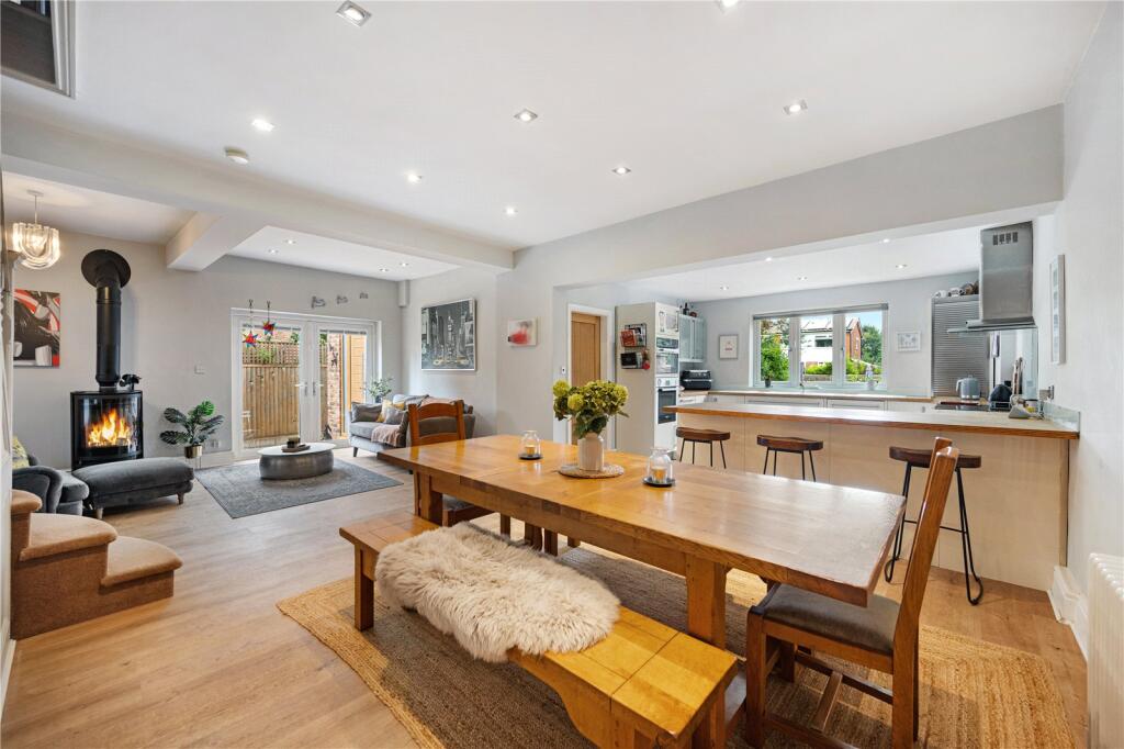 Dining/Family Room