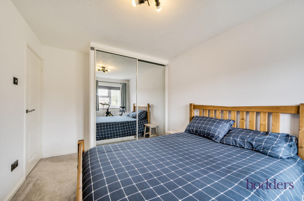 f1dfa921-6ebc-476...