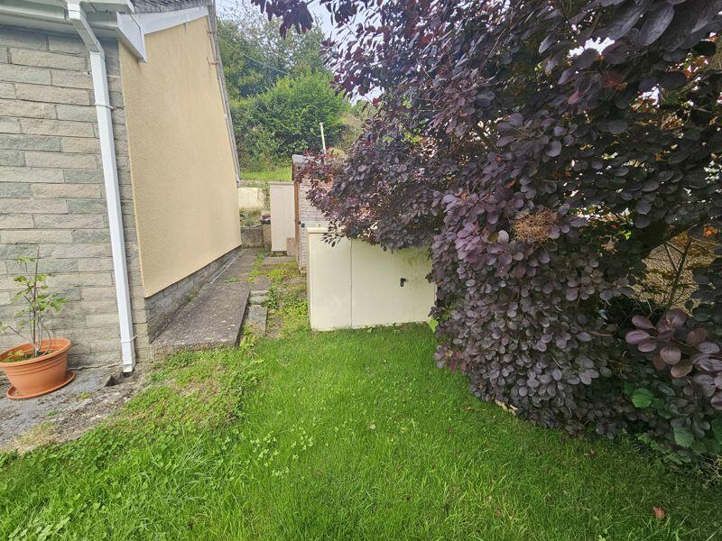 Photo 27