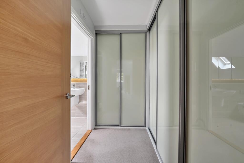 1297268-19-683856...