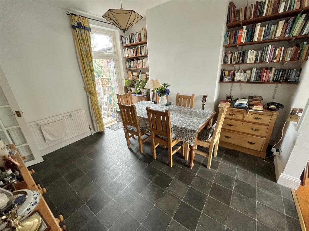 Dining Room.jpg