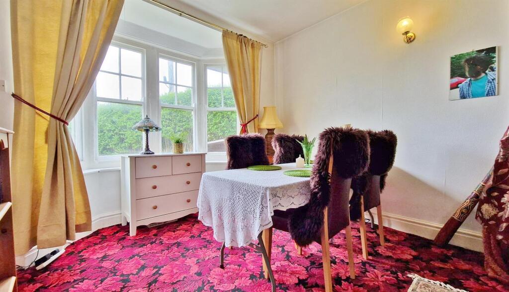 Lounge/Diner