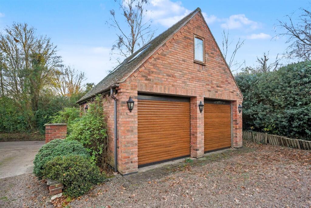 Penny Lane House-2.jpeg