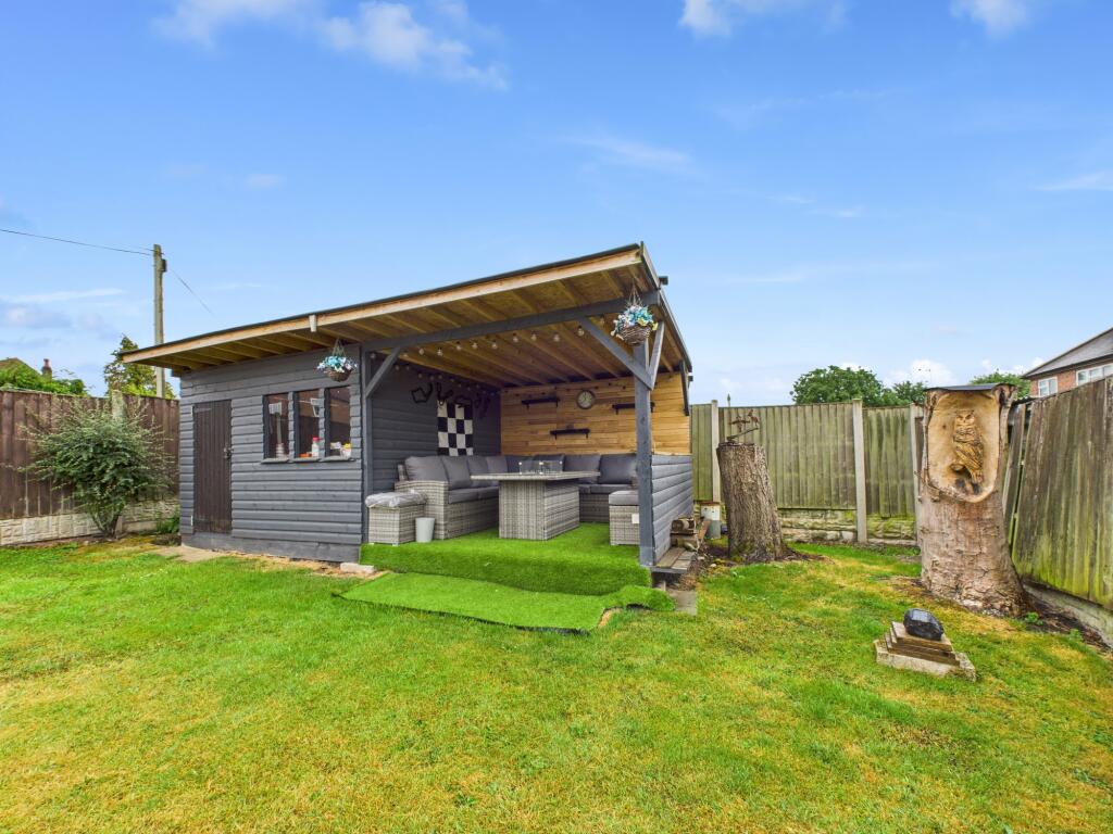 CAM02871G0-PR0472-STILL021