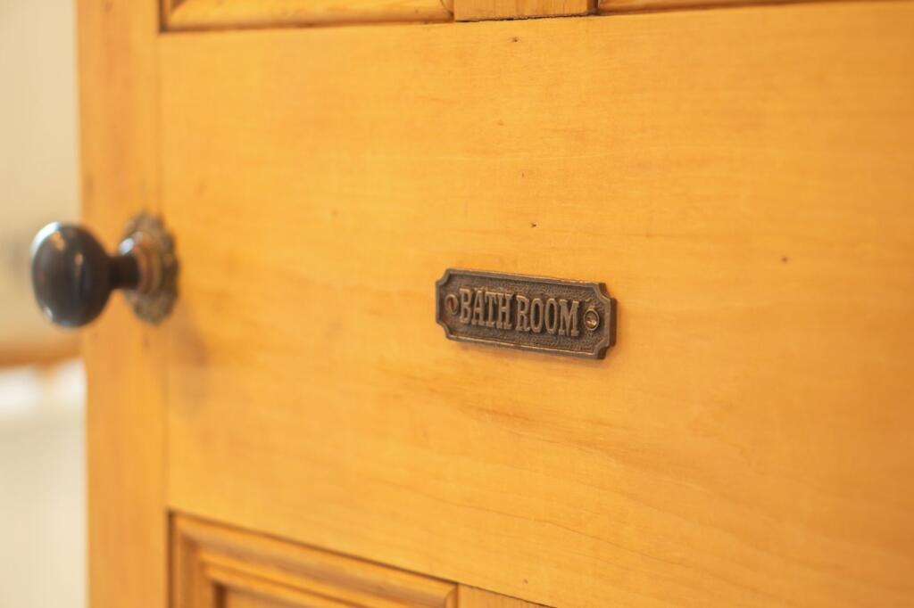 Elegant Period-Style Bathroom