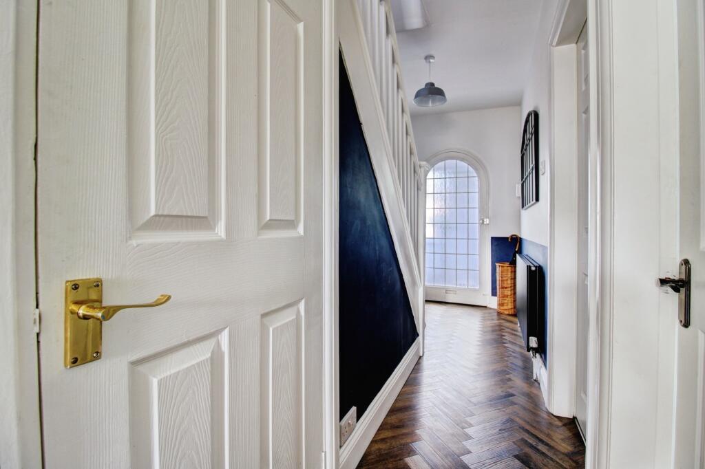 Hallway (reverse view)