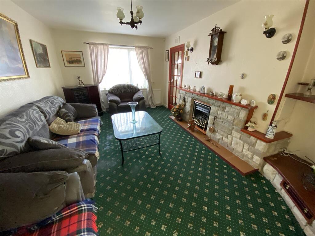Lounge: