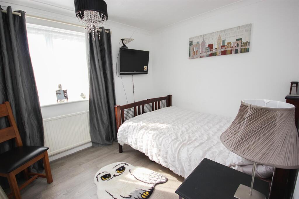 bed 1.JPG