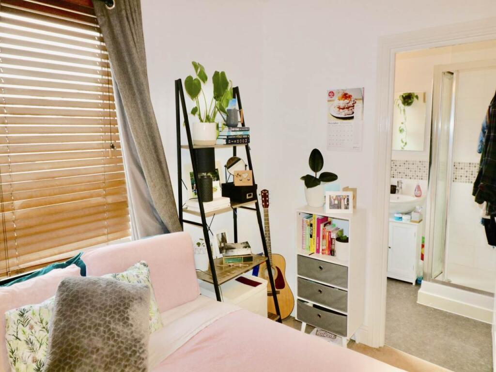 Bedroom 2a