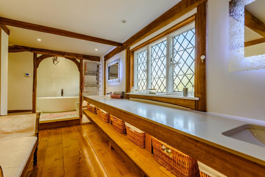 Ensuite