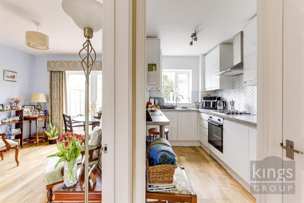 Kitchen .jpg