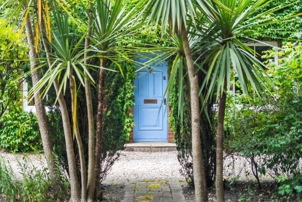 1317356-5-685d0ed...