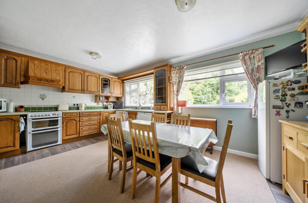 1303915-1-6841a13...