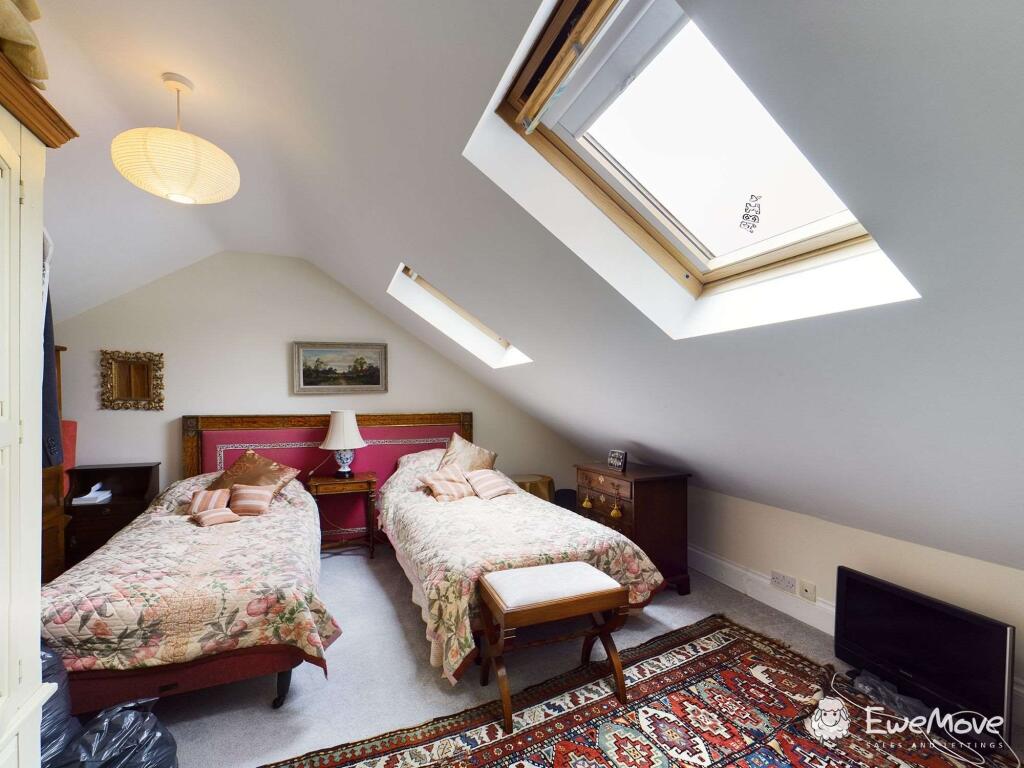 Bedroom 3 (Double)