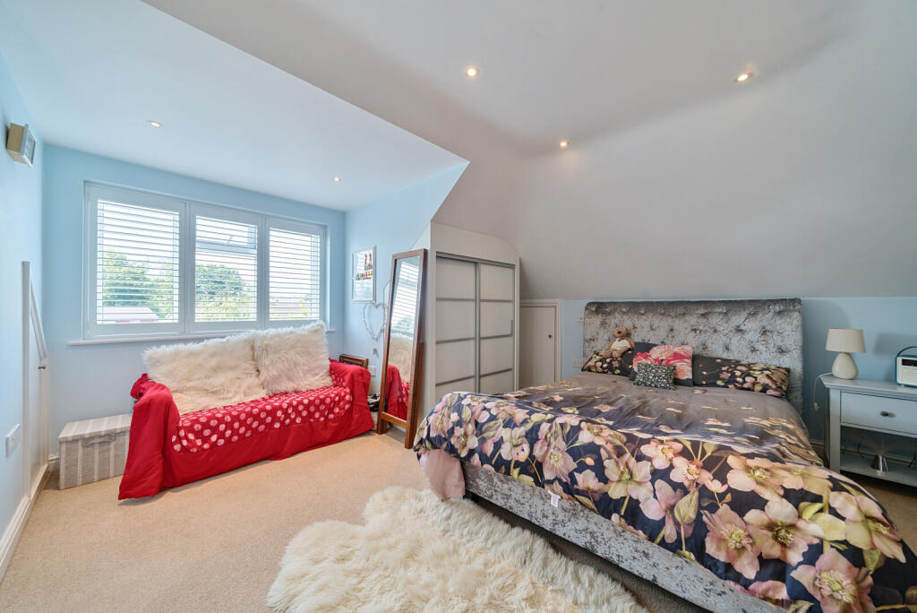 1306321-4-684bff5...