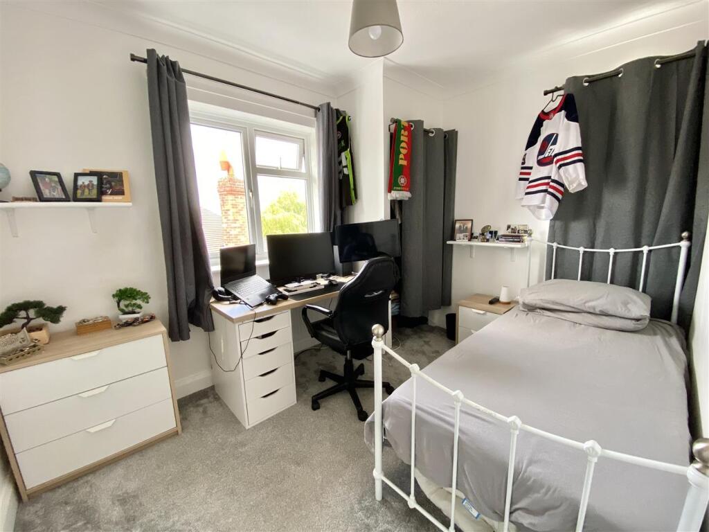 1 Cruckton Close-8.jpg