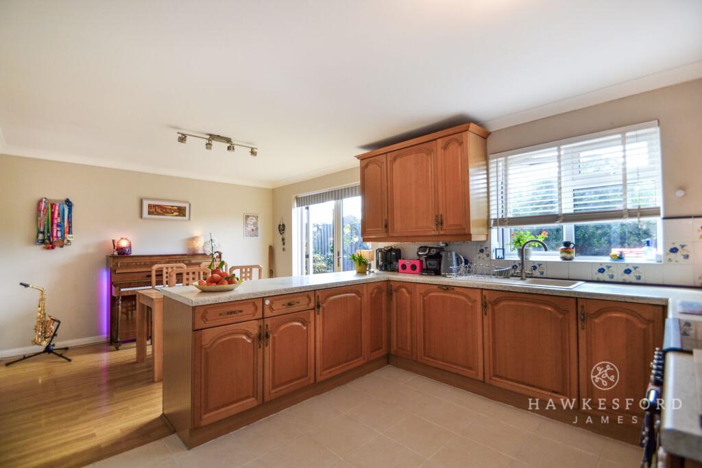 The Street, Bapchild - Entrance hall