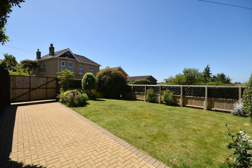 Front Garden.JPG