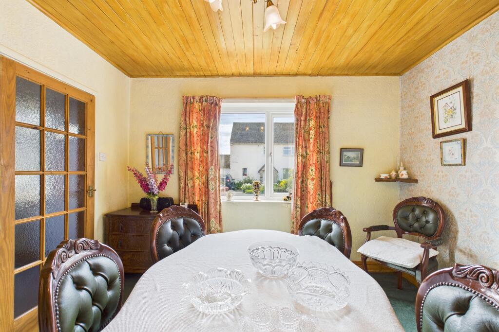 CAM04201G0-PR0096-STILL011