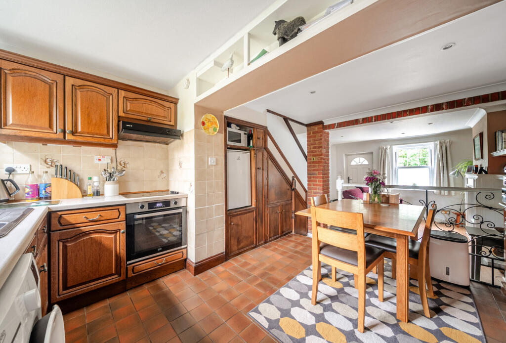 1387447-15-693bf0...