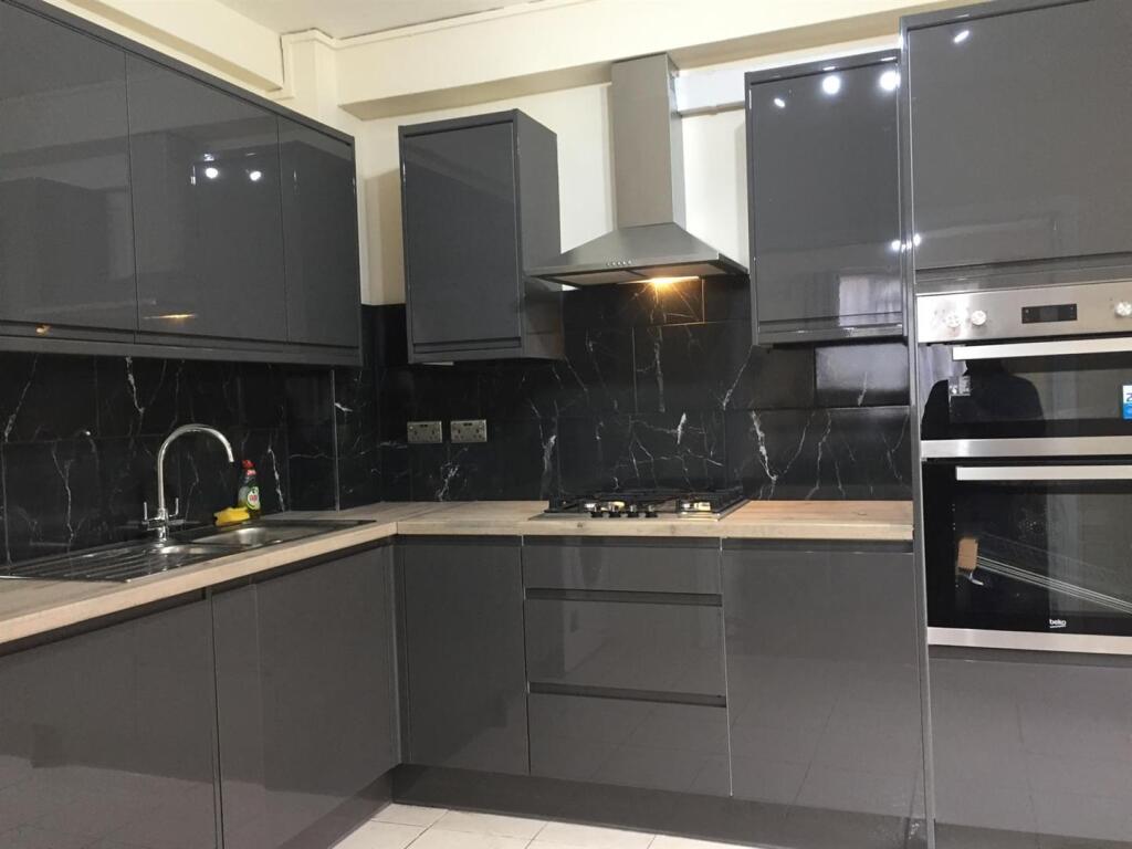 WhatsApp Image 2025-10-03 at 16.30.14 (6).jpeg