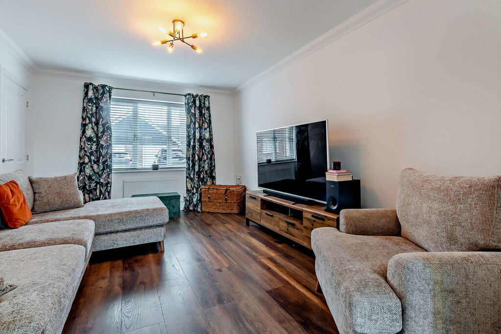 8662282-interior0...