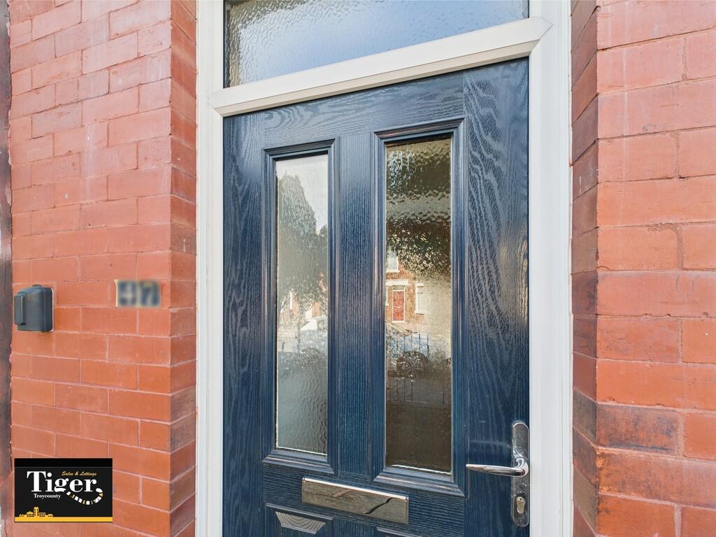 CAM02176G0-PR0580...