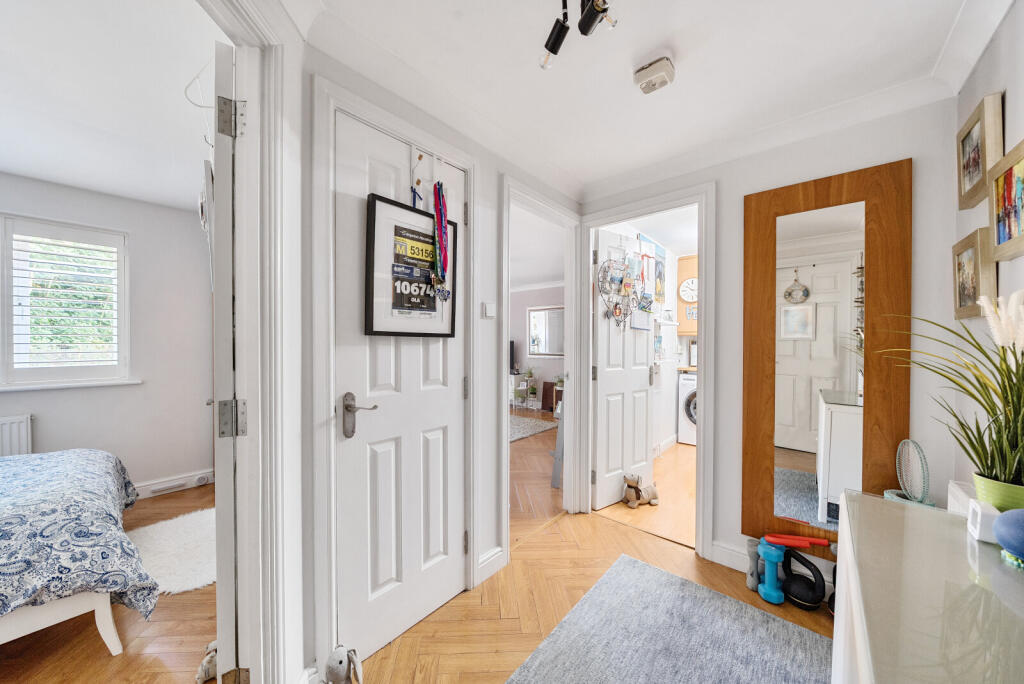 1310819-12-685288...